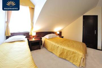 Фото номера Трехместный номер Отель Hotel Villa Bolestraszyce г. Bolestraszyce 4
